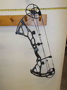 Bowtech BT-X 31 Kryptek Typhon RH 70# 27"-31" Draw Bare Bow