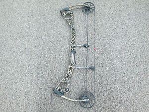 Mathews No Cam HTR Right Handed 29" 60-70 LB Lost Camo Bow