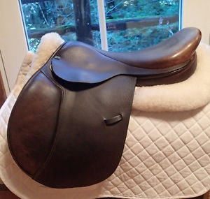 17" Beval Natural Saddle - 2001 - 4.5" dot to dot