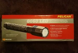 Pelican tatical flashlight led 8060
