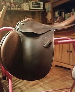 Pessoa Rodrigo Pony 15.75 Saddle
