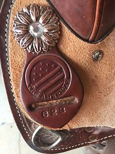 Pretty American Saddlery Barrel Saddle 14.5