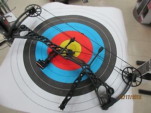 Slightly used Mathews HTR compound bow loaded with very nice accessories