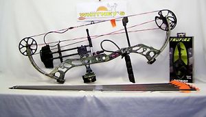 New 2017 Fred Bear Prowess Bow Right Hand 35-50#  23-28  inch draw