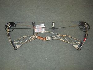 Hoyt Defiant 34 BRAND NEW!!