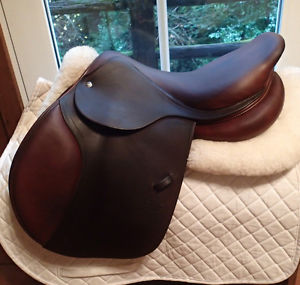 17" CWD Saddle - 2013 - SE02 - 2L Flaps - 4.25" dot to dot