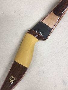 Bear Kodiak  New for  Recurve Bow RIGHT Hand  40# Gloss Model Maple/Rosewood