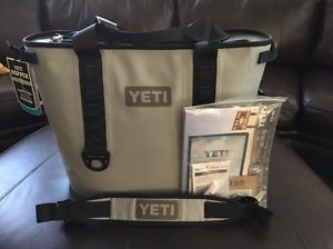 YETI HOPPER 30 Smoke Gray