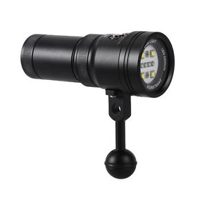 MK-24A Torche Lampe Plongée 100m Eclairage Etanche Noir 120° 6000mAh 3.7V