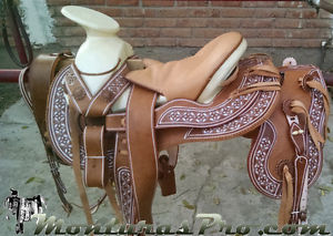 15" Montura Charra Mexican Charro Saddle Cola de Pato Convertible -C07