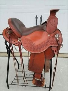 15" Circle Y Flex 2 Walnut Grove Ranch/Trail Saddle, Model 1157, Beautiful!