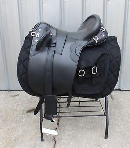 Special Police model 18" black Australian saddle with all matching accessories
