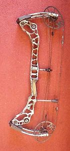 Mathews 2016 Halon 6 Lost camo 70 pound limbs 29 inch draw length