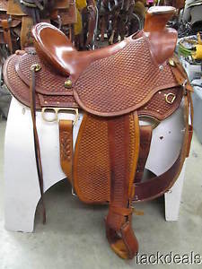 Custom Made George Holt Maker Wade Ranch Saddle Lightly Used GORGEOUS