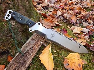 BUSHCRAFT SURVIVAL KNIFE