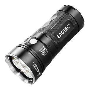 Eagletac MX30L4C CREE XP-L HI V3 Cool White LED Flashlight Kit -4800 Lumens