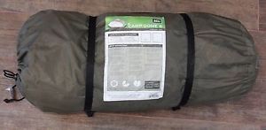 REI Camp Dome 6 Six-Person Camping Tent 8' x 10' with Footprint