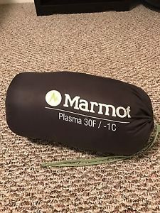 Marmot Plasma 30F Down Sleeping Bag  "900 Fill Power" regular length