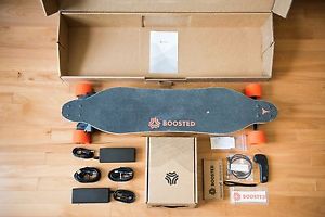 Boosted Board Dual+ 1st Gen, MINT, BONUS: Add. Charger and a Belt Service Kit