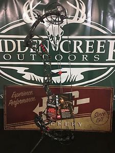 2017 Mainline Series Bow Madness Epix 70# 24"-30" Skullworks 2 Brand New