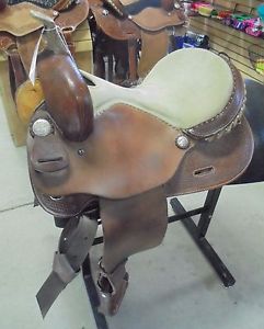 15.5" USED ALAMO BARREL RACING WESTERN SADDLE 3 1042