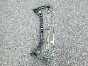 Mathews Halon 6 Right Handed 26" 50-60 LB Bow