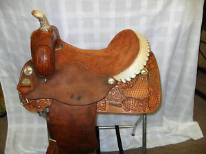 Courts Sharon Camarillo 15" Saddle