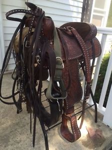 Western American Saddle, Perfect condition/bridle, snaffle bit, buckskin, & more