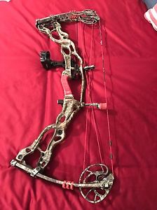Hoyt Carbon Spyder Turbo Realtree Max 1 70-80#