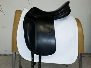 Amerigo Dressage  saddle 18 design by equipe