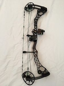 Mathews Monster Wake