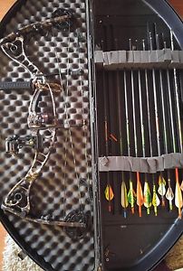 Bow arrow set