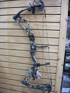 Elite Impulse 34 RH 70lb 29" Kuiu Vias