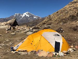 MINT NORTH FACE VE - 25 (3-person, 4-season) EXPEDITION TENT. Used 3 Days)