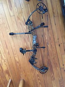2015 Mathews Chill X BARE BOW
