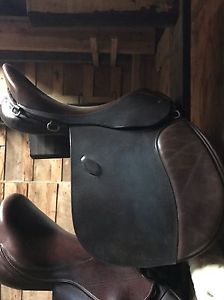 Henry De Rival (HDR) 18" All Purpose Saddle