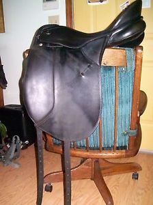 17" Keiffer Dressage Saddle