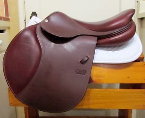 2016 CWD 17 1/2 SE01 Close Contact French Jumping Saddle 17.5