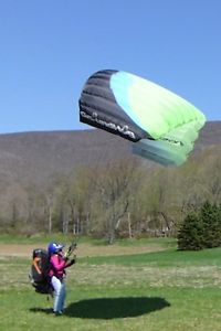Paraglider to practice kiting skills - The GROUNDHOG is for ground-handling