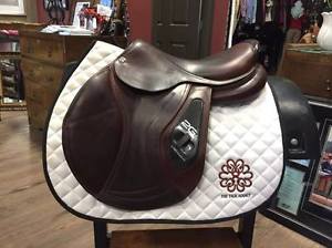 Immaculate 2015 17" 2L 4.5" Gullet FULL CALF CWD 2Gs