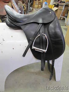 Schleese Jane Savoie Dressage Saddle 17 1/2" M Lightly Used with Fittings
