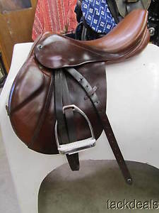 Stubben Edelweiss CS Extra Wide Close Contact Saddle 17 1/2" Lightly Used