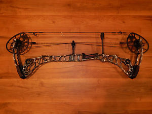 Mathews Halon 32-6 RH 60Lb Draw Wt 29.5" Draw Length Lost Camo XD New