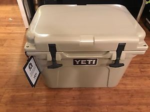 *NEW* Yeti Roadie 20 Quart Tan Hard-Side Cooler Ice Chest FAST SHIPPING!! YR20T