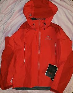 Arc'teryx Beta AR Jacket Men's Large Cardinal 2016 PRO GORE-TEX  NWT