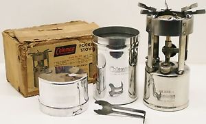 COLEMAN CANADA  STOVE 530   POCKET STOVE  GOOD CONDITION