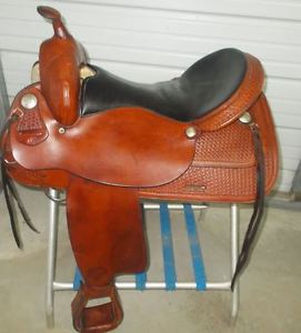 17" Hereford Tex Tan cutting saddle with leather seat and some tooling