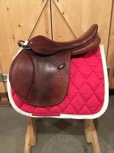 17" Pessoa Gen X XCH English Saddle