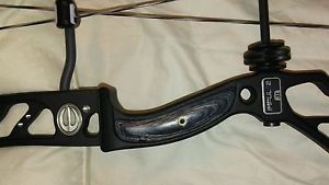 Elite Impulse 31 Compound Bow 60lbs RH 28" draw.
