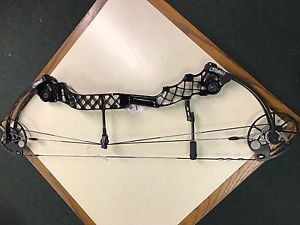 Mathews Chill X Pro, Right Hand, 28/60 lbs, Black, *****NEW*****